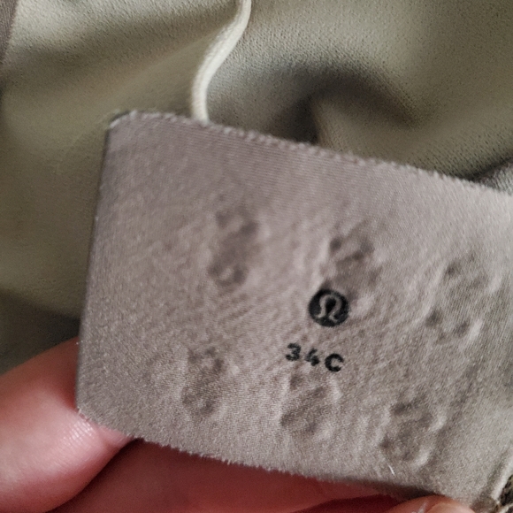 Lululemon bras - Picture 2 of 4